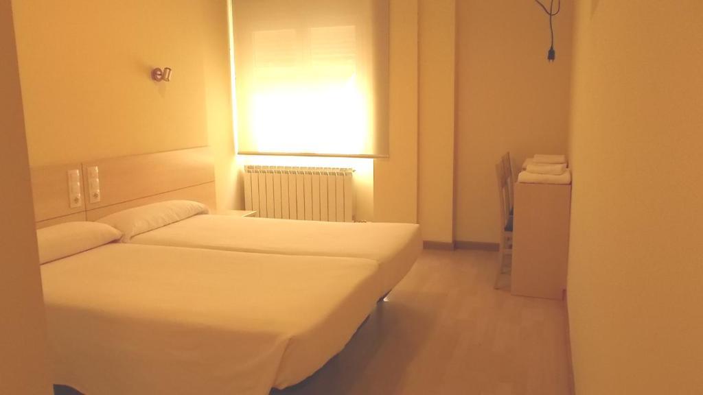 Hostal Europa Castejón Exteriör bild