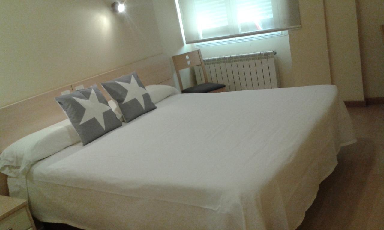 Hostal Europa Castejón Exteriör bild